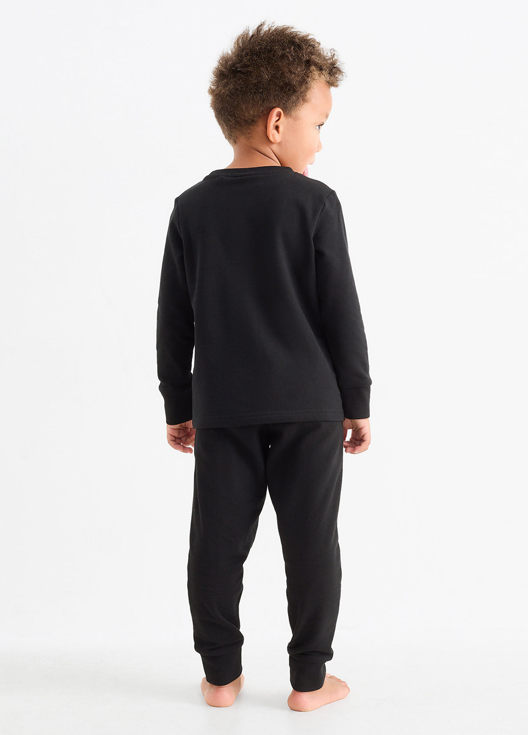 Черная всесезон пижама (лонгслив, брюки) лонгслив + брюки C&A