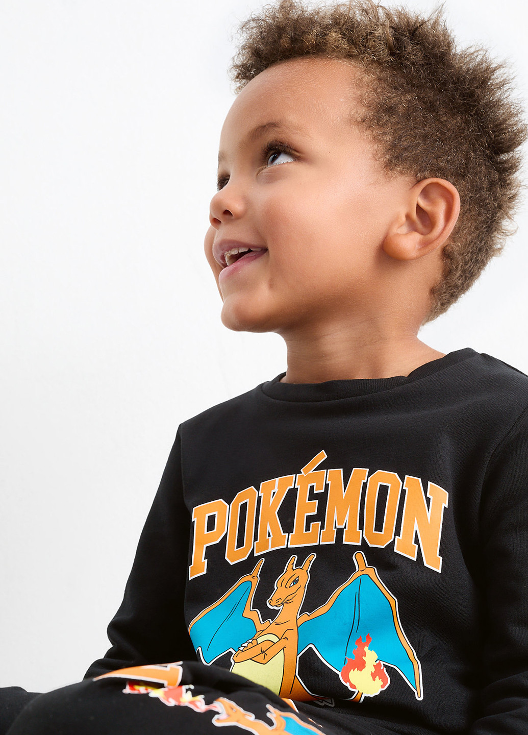 Черная всесезон пижама (лонгслив, брюки) лонгслив + брюки C&A