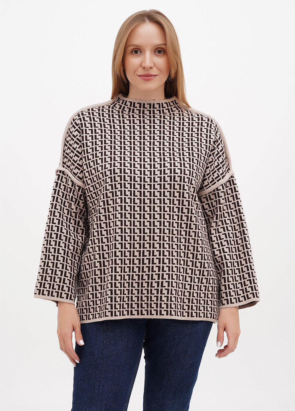 Бежевый демисезонный свитер Kiss Me