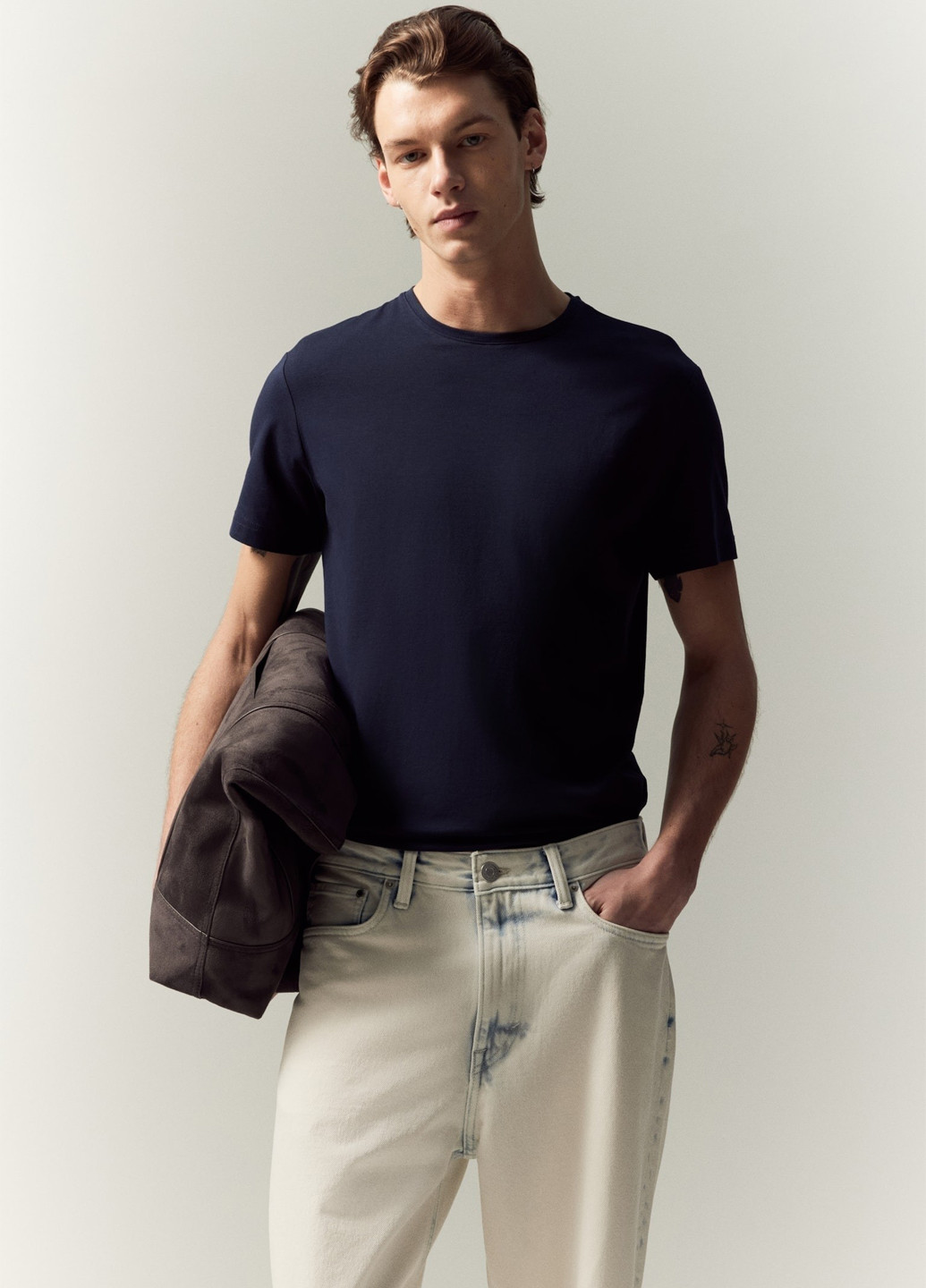 Темно-синяя футболка H&M