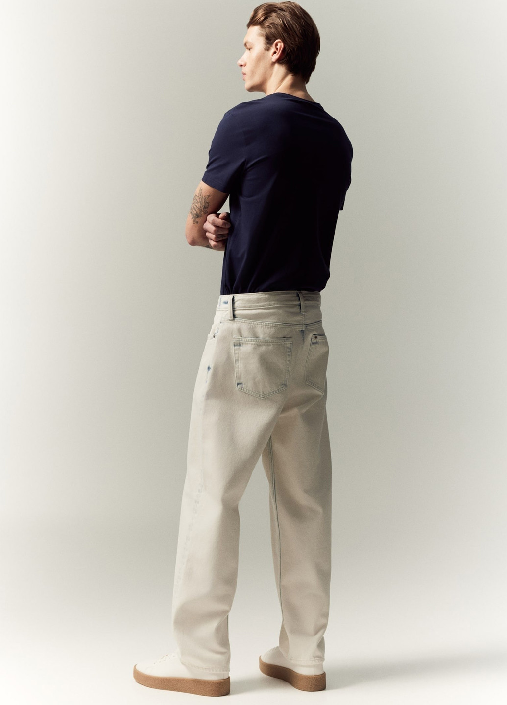 Темно-синяя футболка H&M