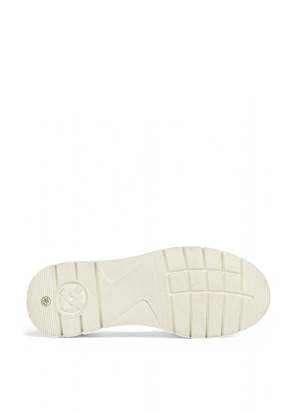 Молочные мокасины Meego с перфорацией