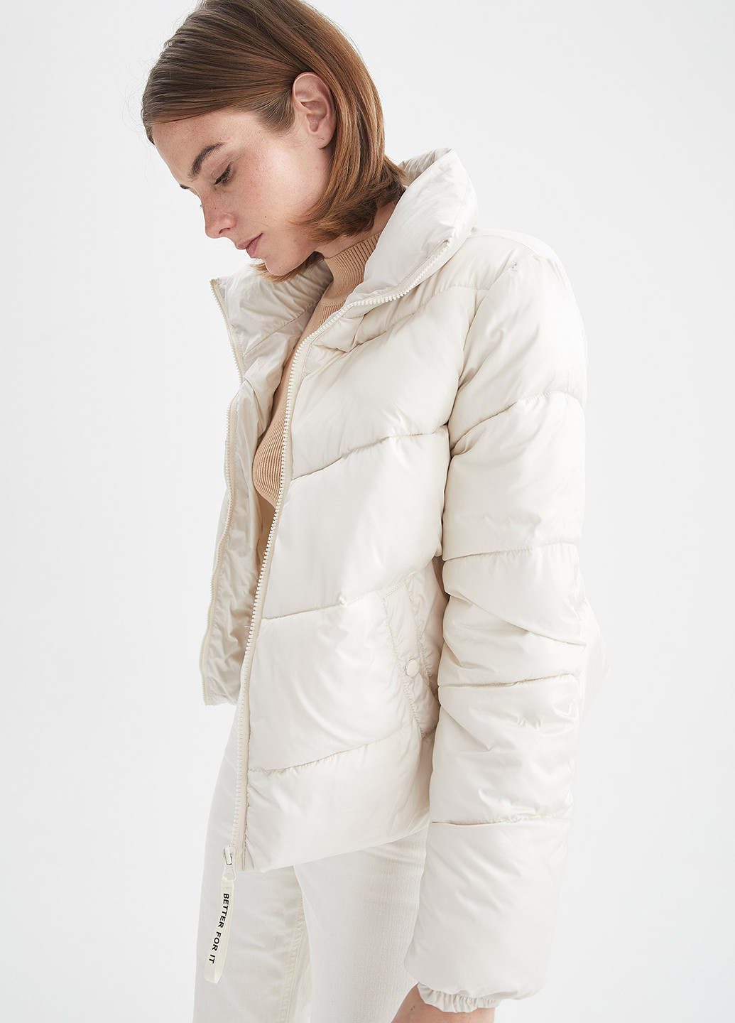 Светло-бежевая зимняя куртка DeFacto