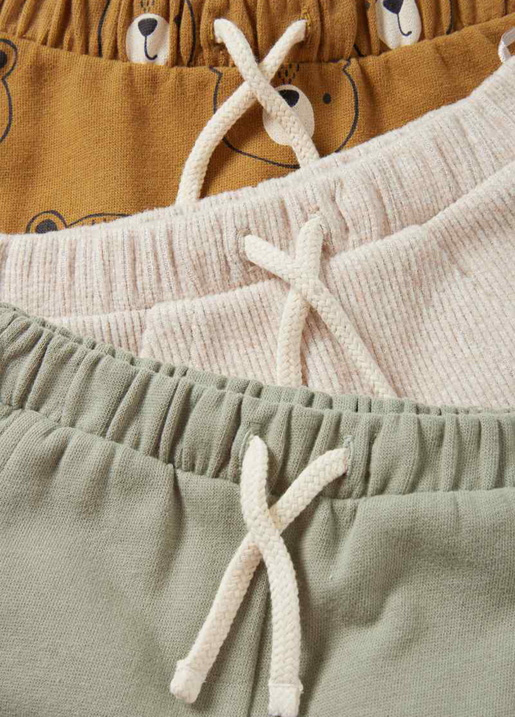 Комбинированные кэжуал демисезонные брюки прямые C&A