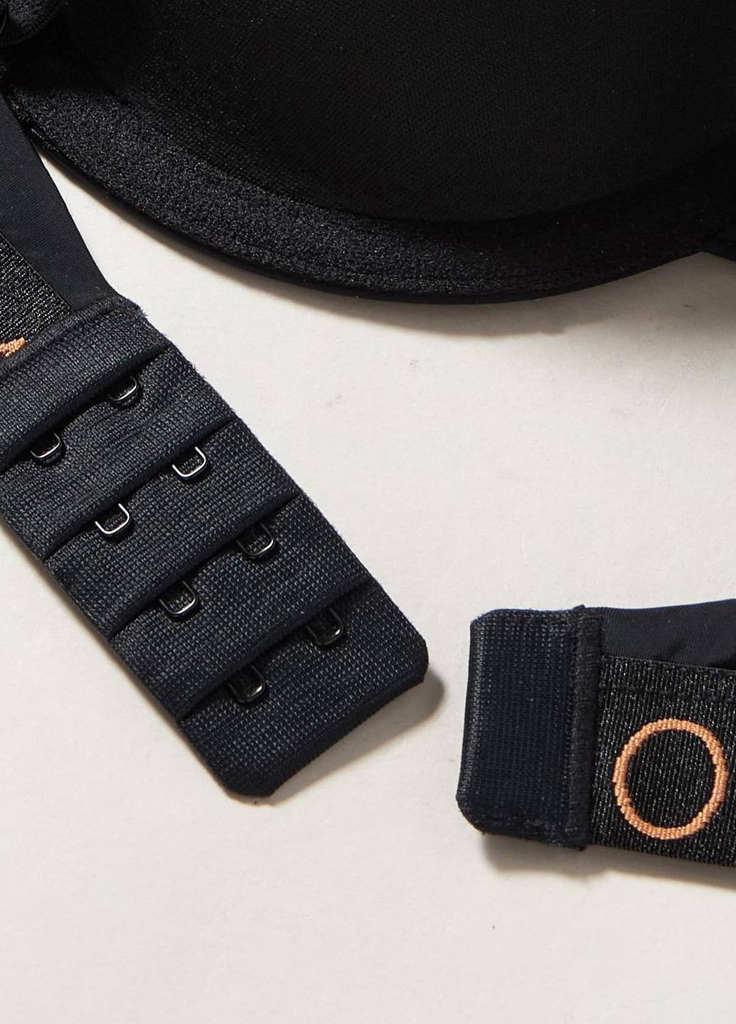 Чорний корбей бюстгальтер Emporio Armani з кісточками поліамід