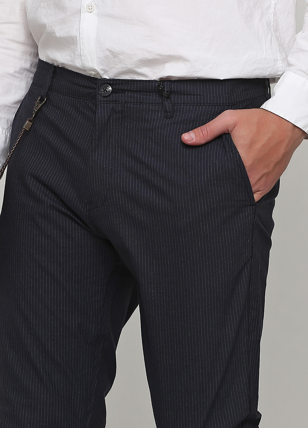 Темно-синие классические демисезонные прямые брюки Solid
