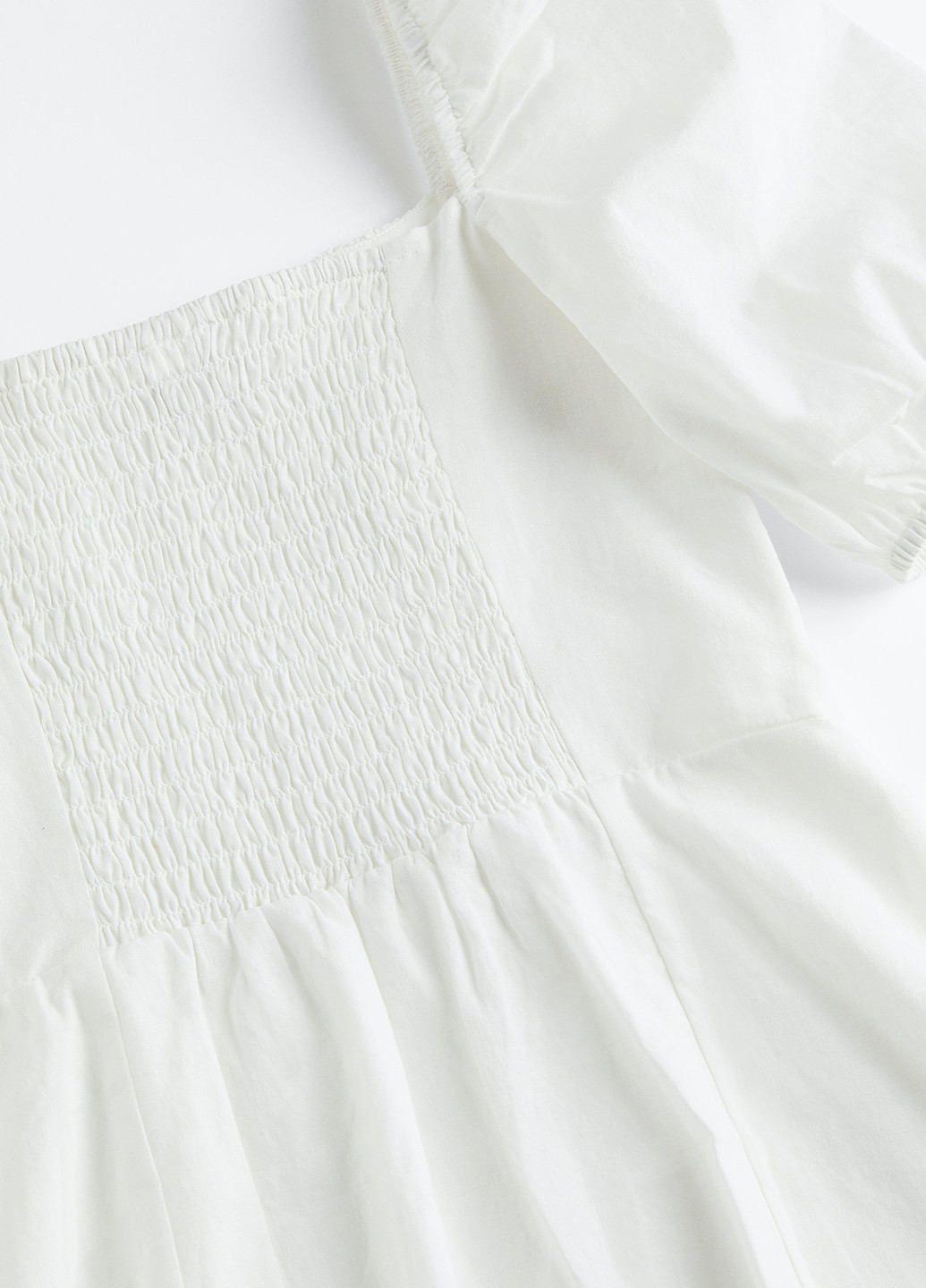 Белое кэжуал платье колокол, с открытой спиной H&M однотонное