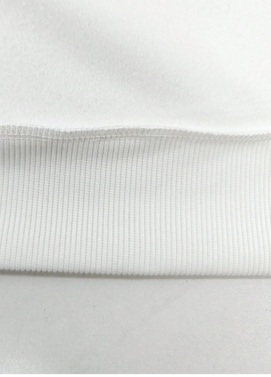 Белый свитшот SHEIN новогодний без декора (332612932)