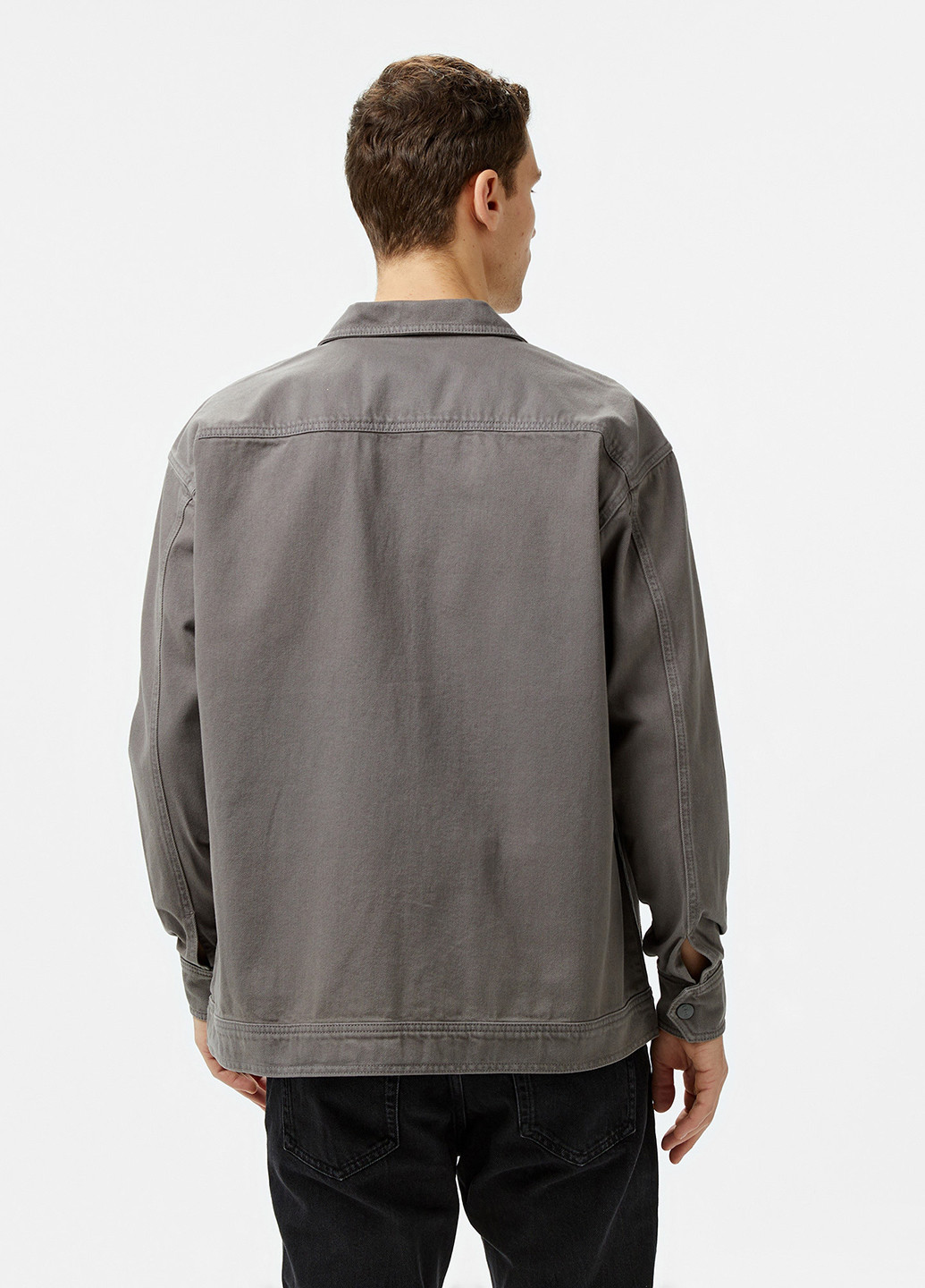 Серая демисезонная куртка UNITED4