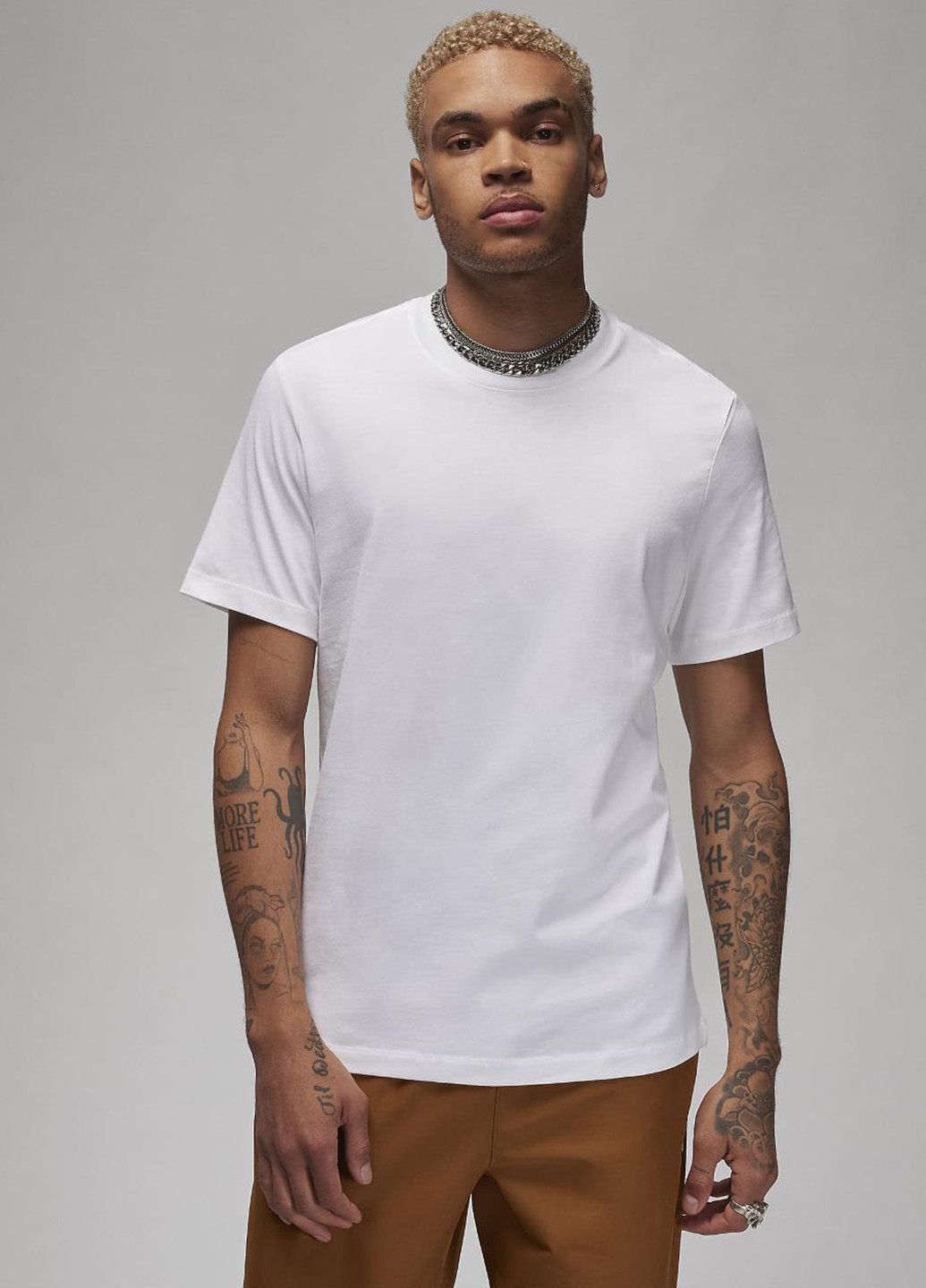 Біла футболка aq2366-100 Jordan Short-Sleeve T-Shirt