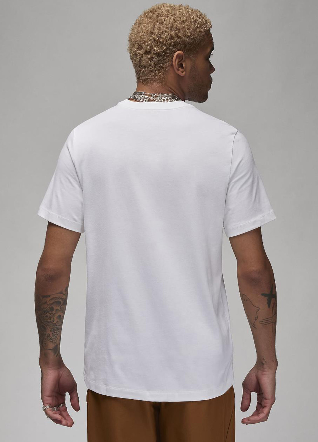 Біла футболка aq2366-100 Jordan Short-Sleeve T-Shirt