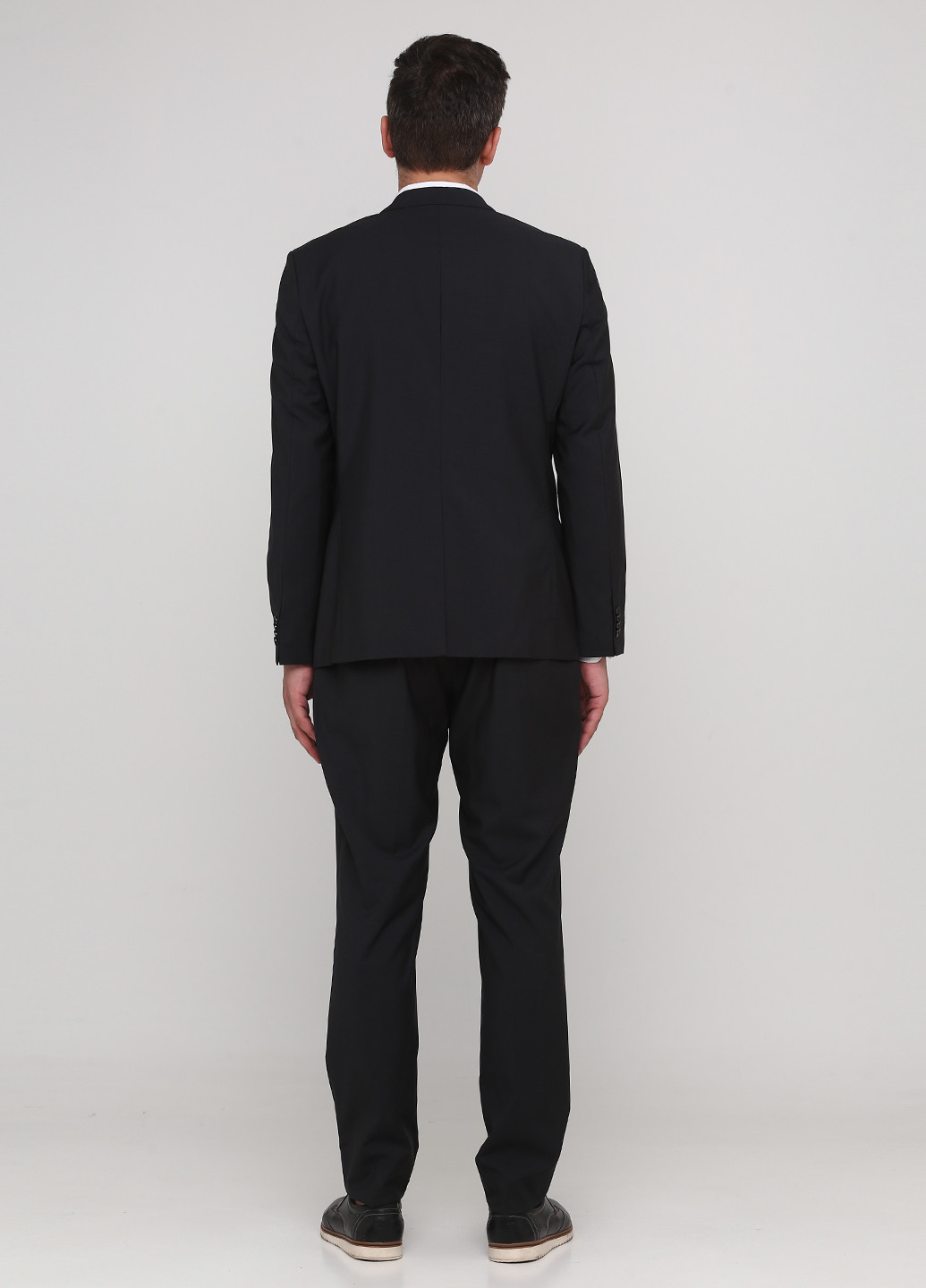 Темно-серый демисезонный костюм (пиджак, брюки) брючный Feraud