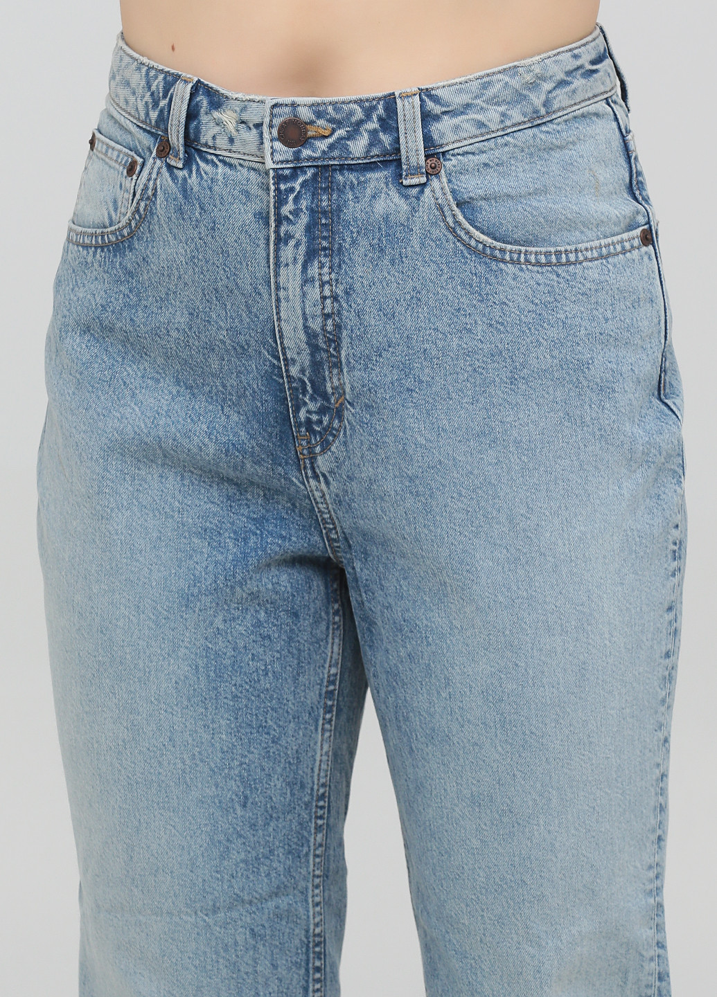 Светло-голубые демисезонные зауженные джинсы Cheap Monday