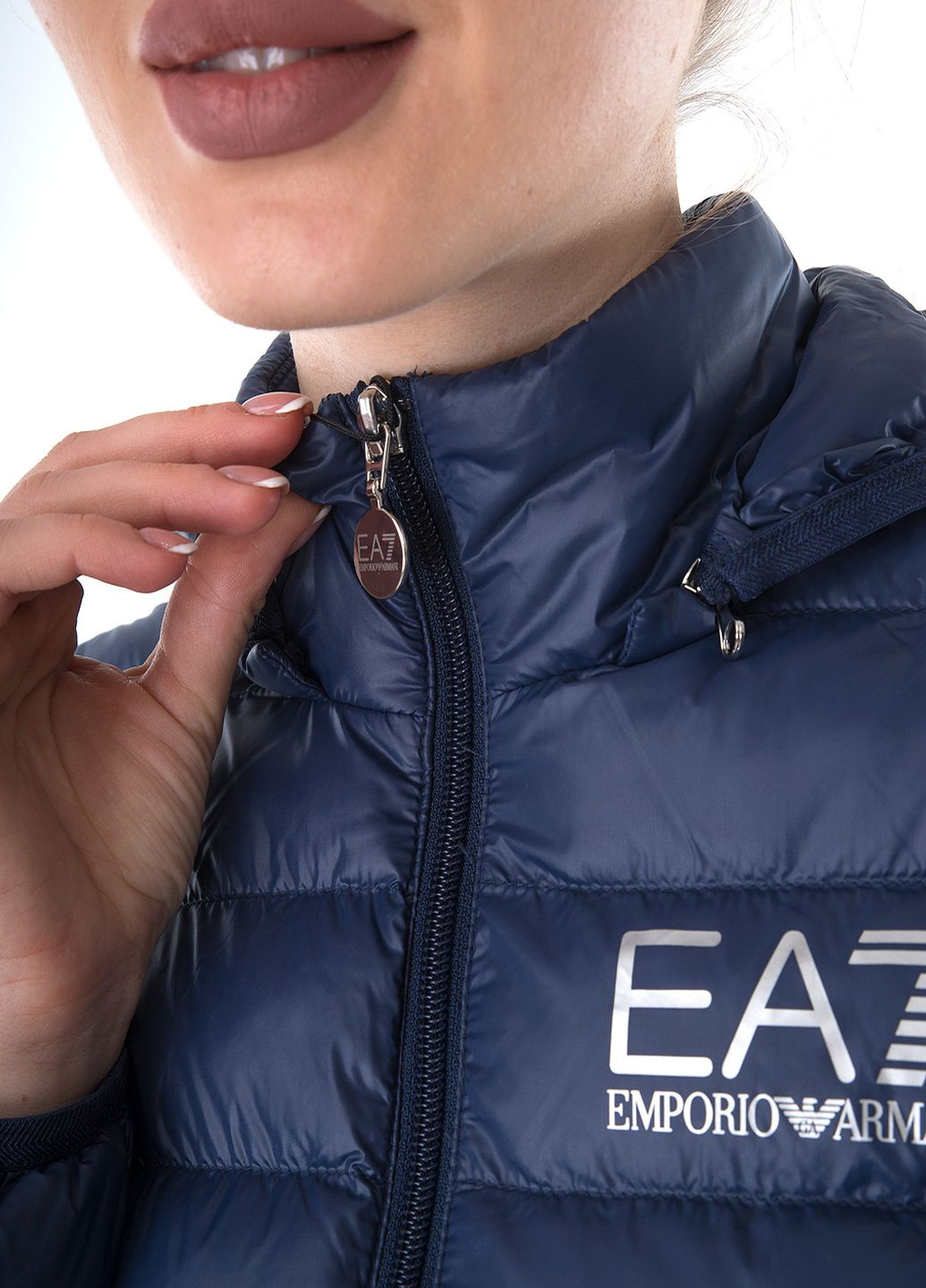Синя демісезонна куртка ARMANI EA7