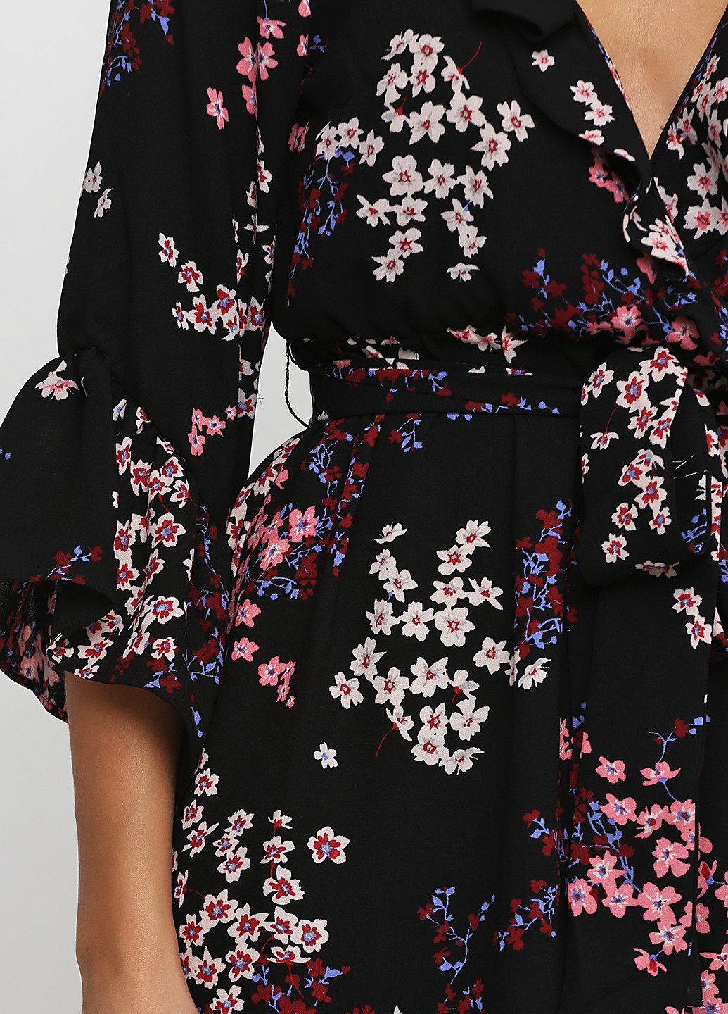 Черное кэжуал платье на запах By Very с цветочным принтом