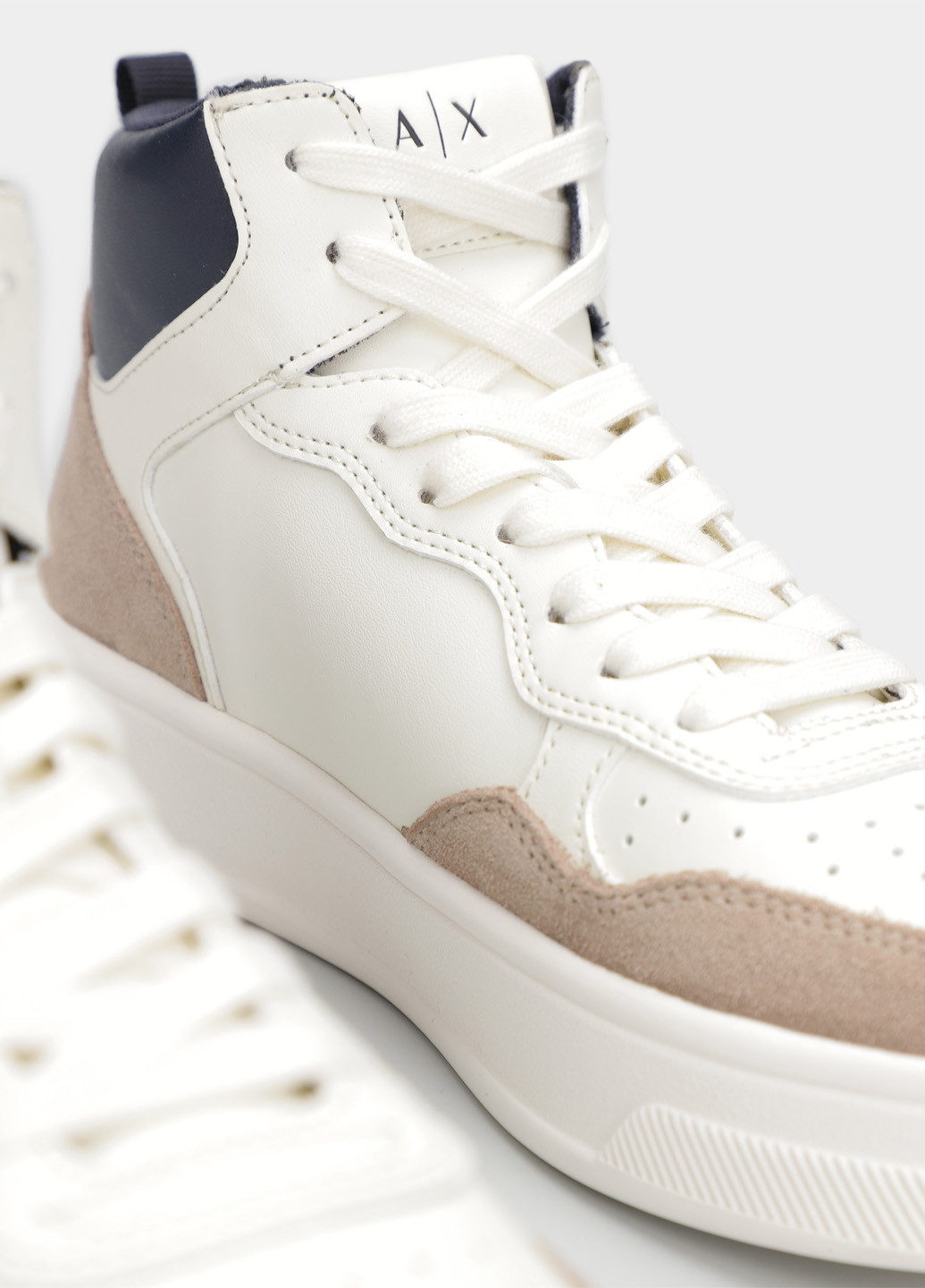 Кросівки Armani Exchange білі демісезони (365686609)