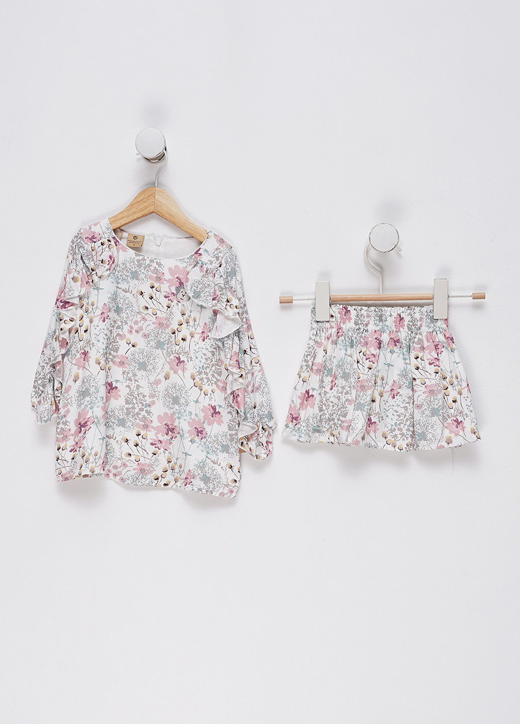 Комбінований літній костюм (блуза, спідниця) Bellybutton