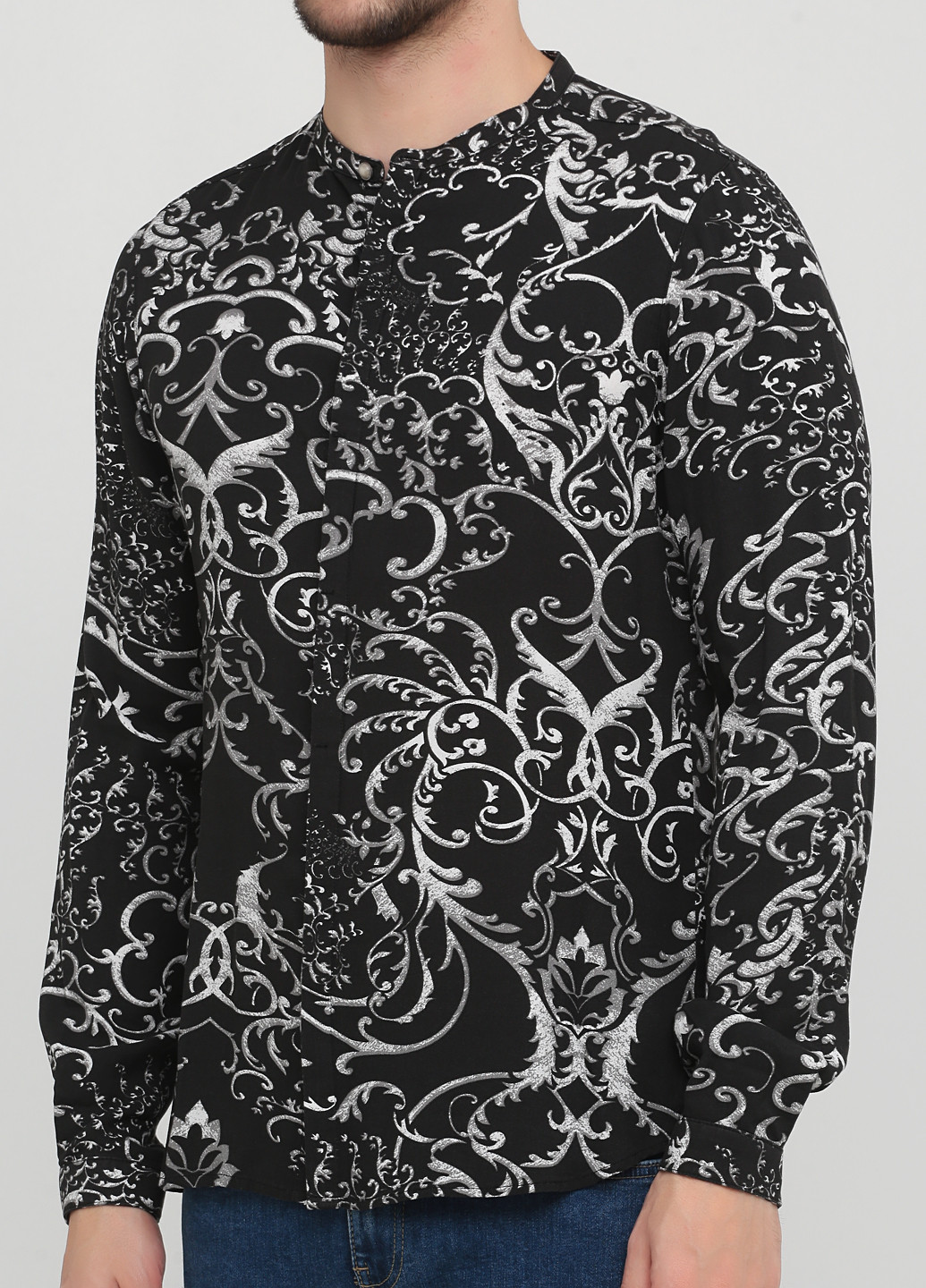 Черная кэжуал рубашка с рисунком Berna