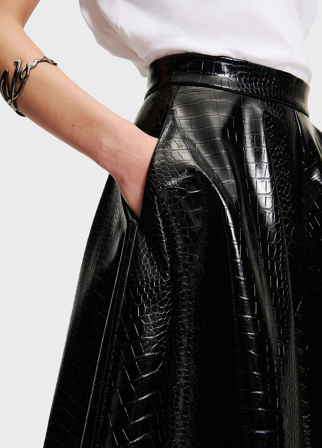 Черная кэжуал, вечерний однотонная юбка Karl Lagerfeld клешированная