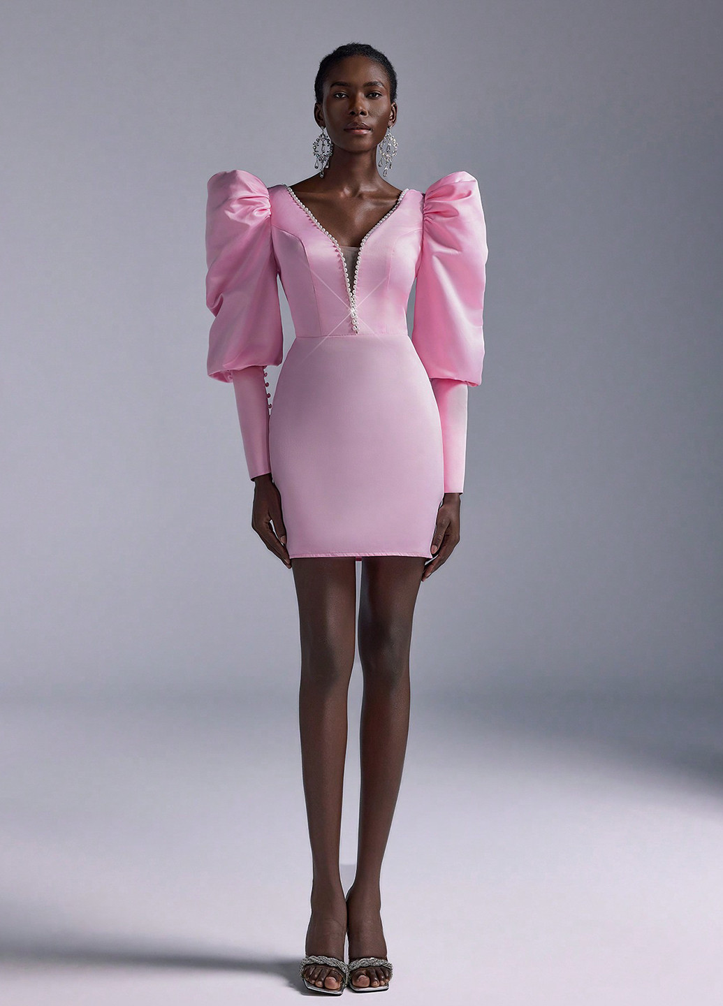 Светло-розовое коктейльное, вечернее платье силуэтная SHEIN однотонное