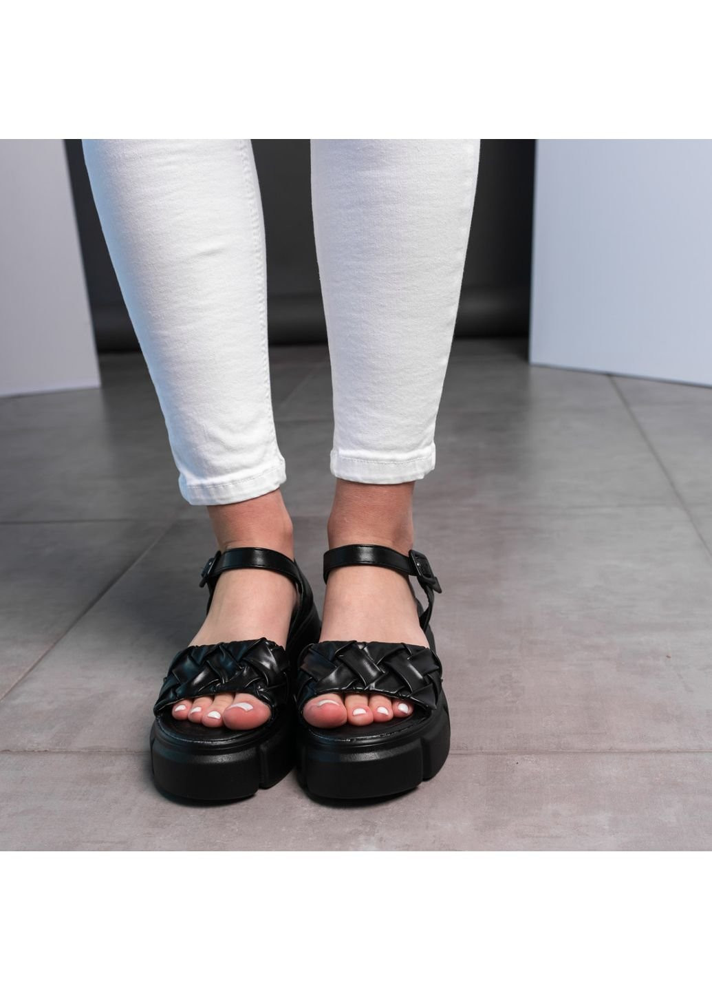 Повседневные женские сандалии bailey 3632 Fashion на ремешке