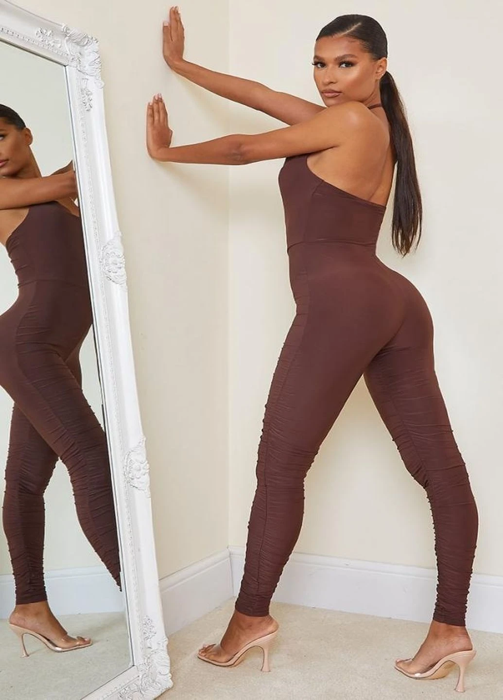 Комбинезон PrettyLittleThing однотонный коричневый