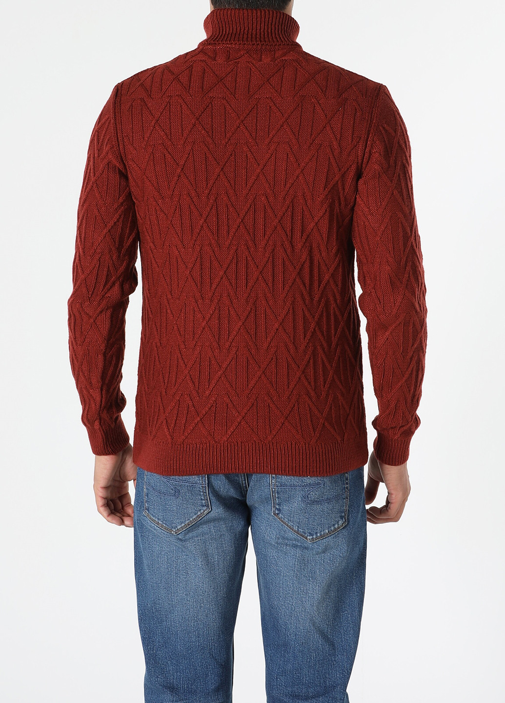 Бордовый зимний свитер Colin's