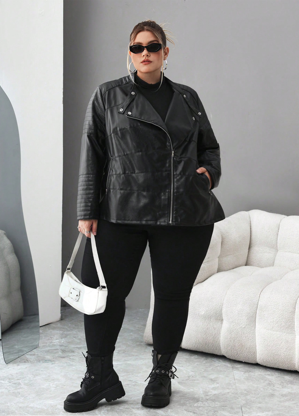 Черная демисезонная куртка косуха SHEIN