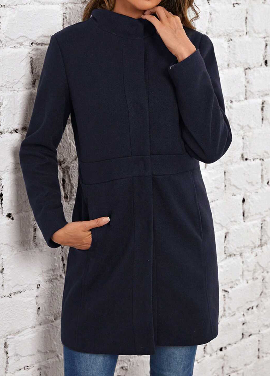 Черное демисезонное Пальто однобортное Emery Rose