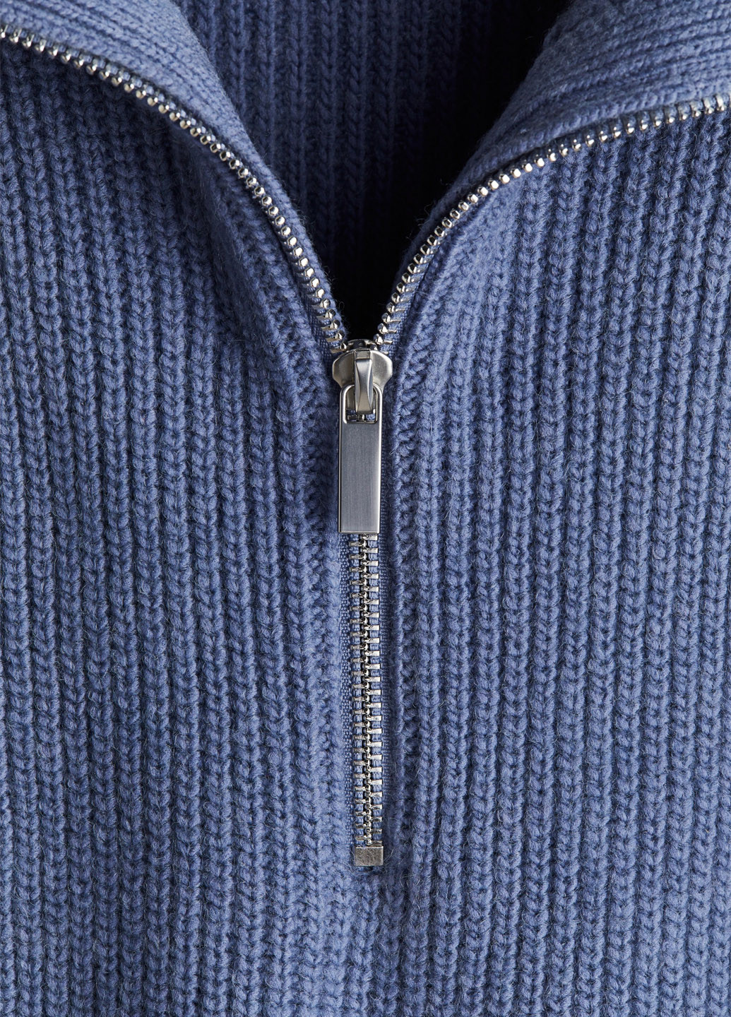 Світло-синій зимовий светр H&M