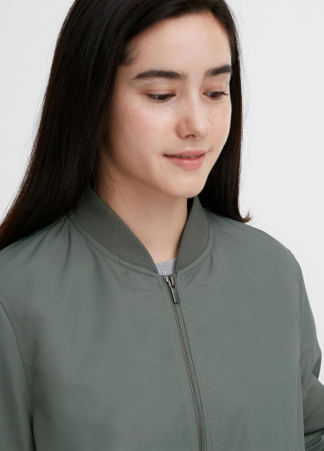 Зелена демісезонна куртка Uniqlo