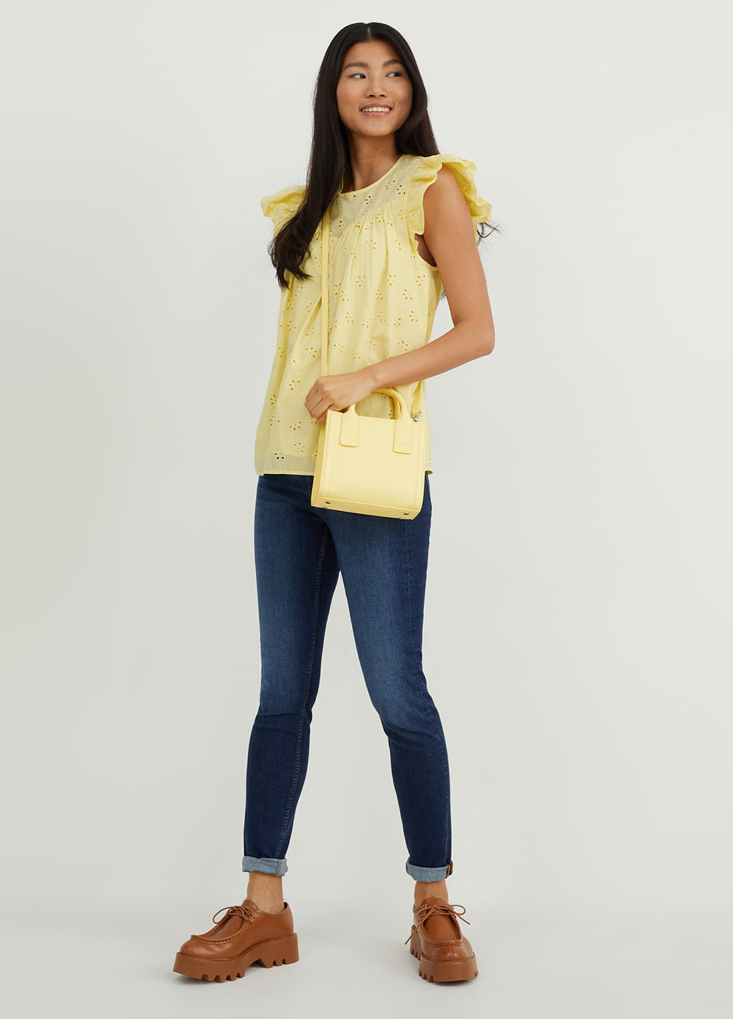 Светло-желтая летняя блуза C&A