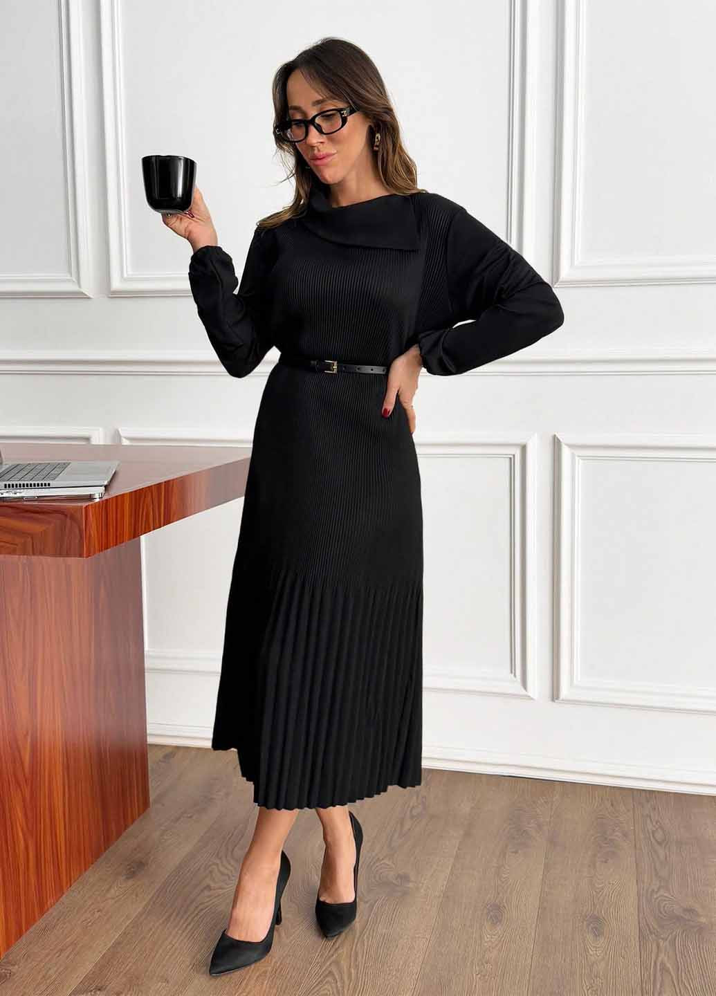 Черное кэжуал платье плиссированное SHEIN однотонное