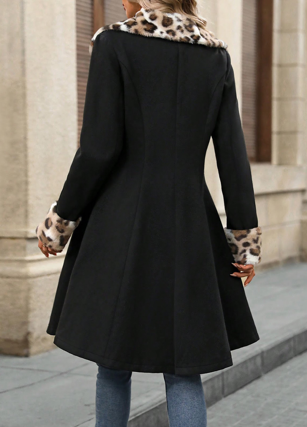 Чорне демісезонне Пальто однобортне SHEIN