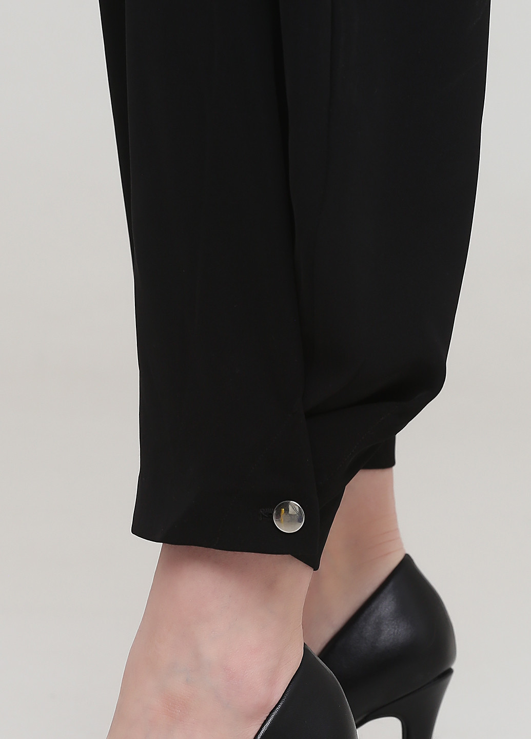 Комбинезон Zara комбинезон-брюки чёрный кэжуал вискоза