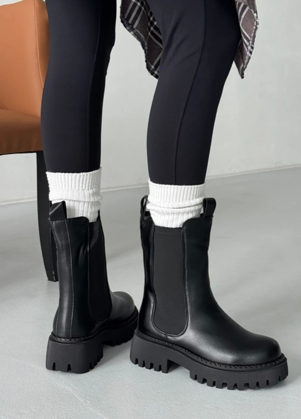 Зимние ботинки челси Meideli на тракторной подошве из искусственной кожи