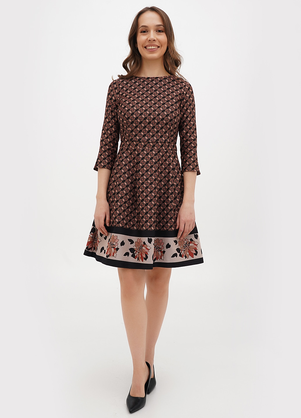 Темно-бежева кежуал сукня кльош Sassofono з абстрактним візерунком