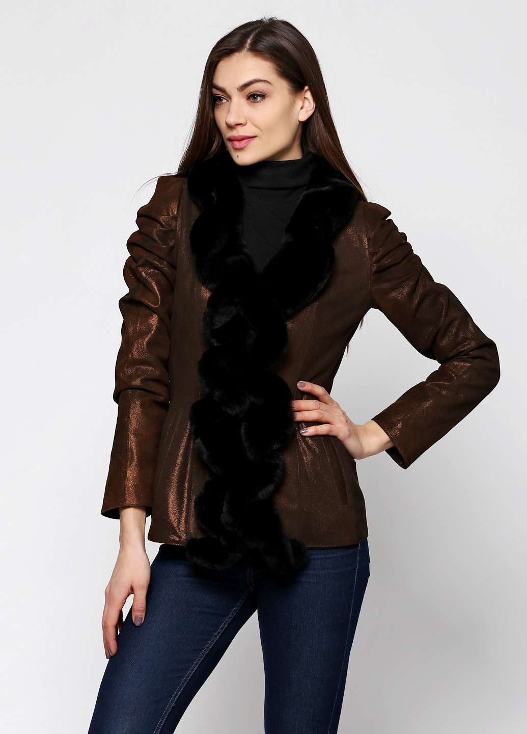 Коричневая демисезонная куртка замшевая Miletos