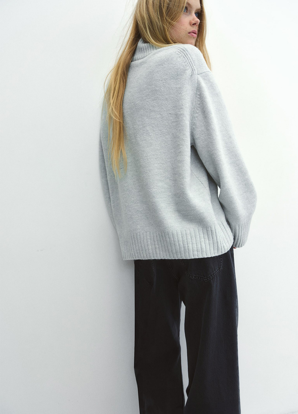 Светло-бирюзовый демисезонный свитер H&M