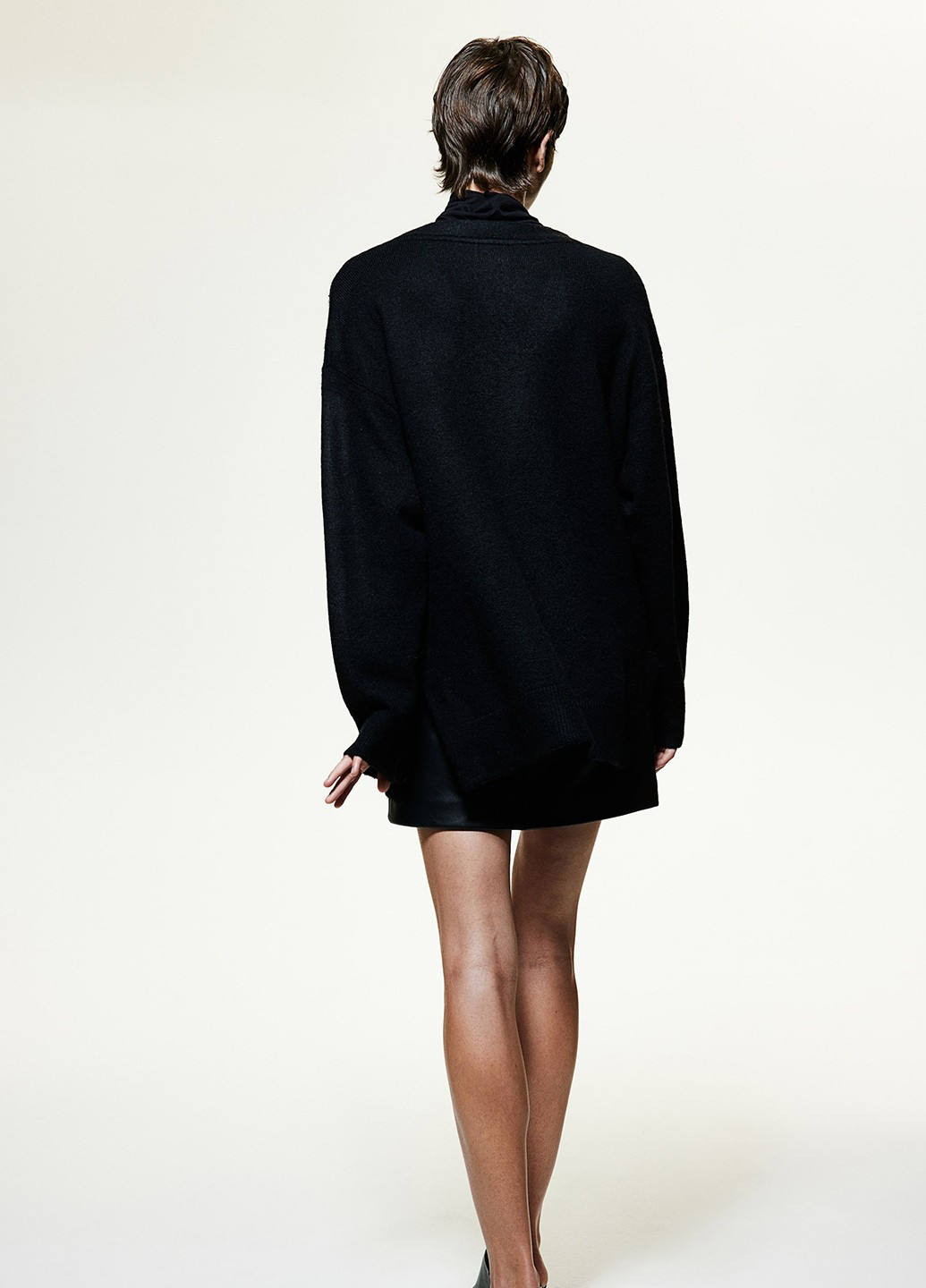 Черный зимний пуловер пуловер H&M