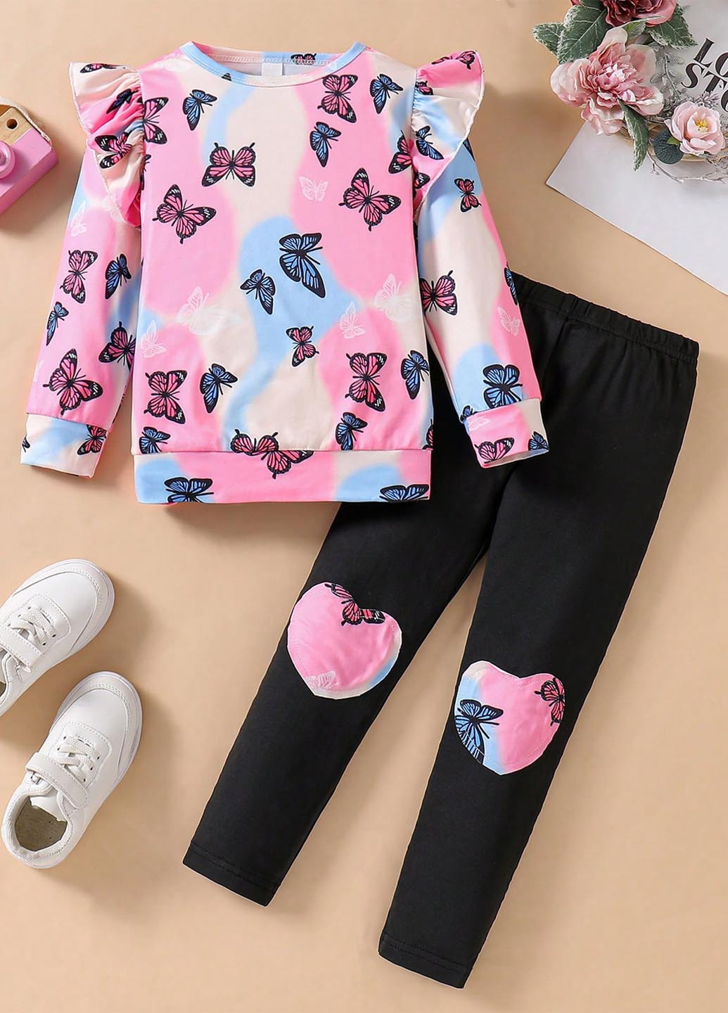 Розовый демисезонный костюм (свитшот, брюки) брючный SHEIN