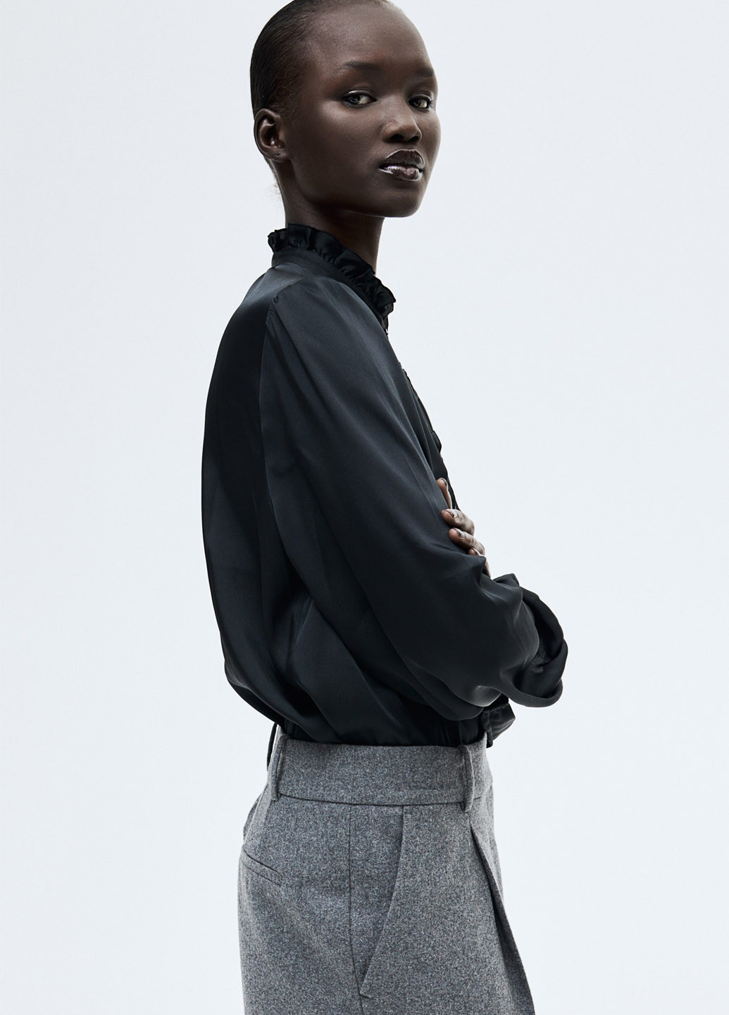 Чёрная блуза H&M