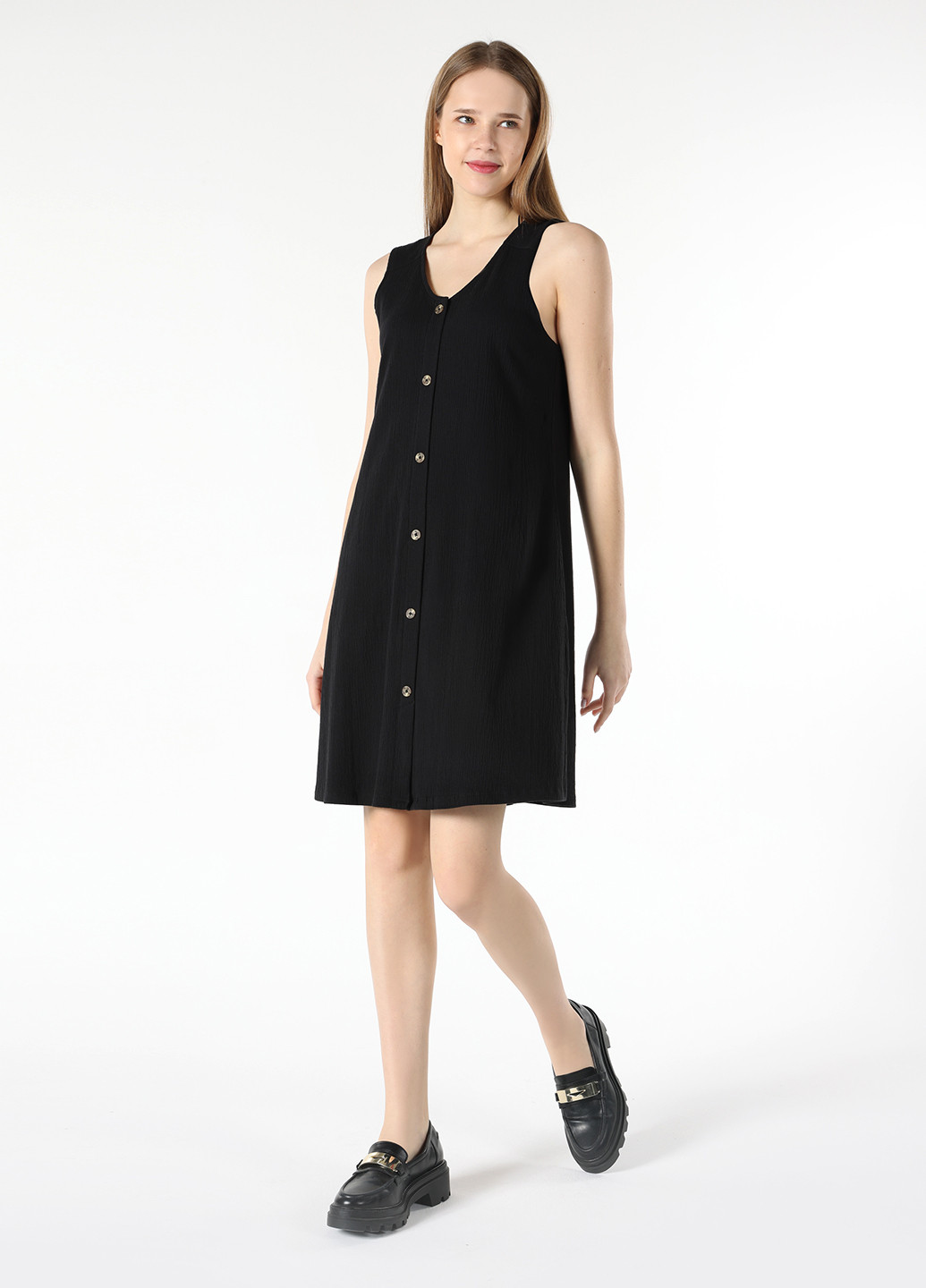Черное кэжуал платье а-силуэт Colin's однотонное