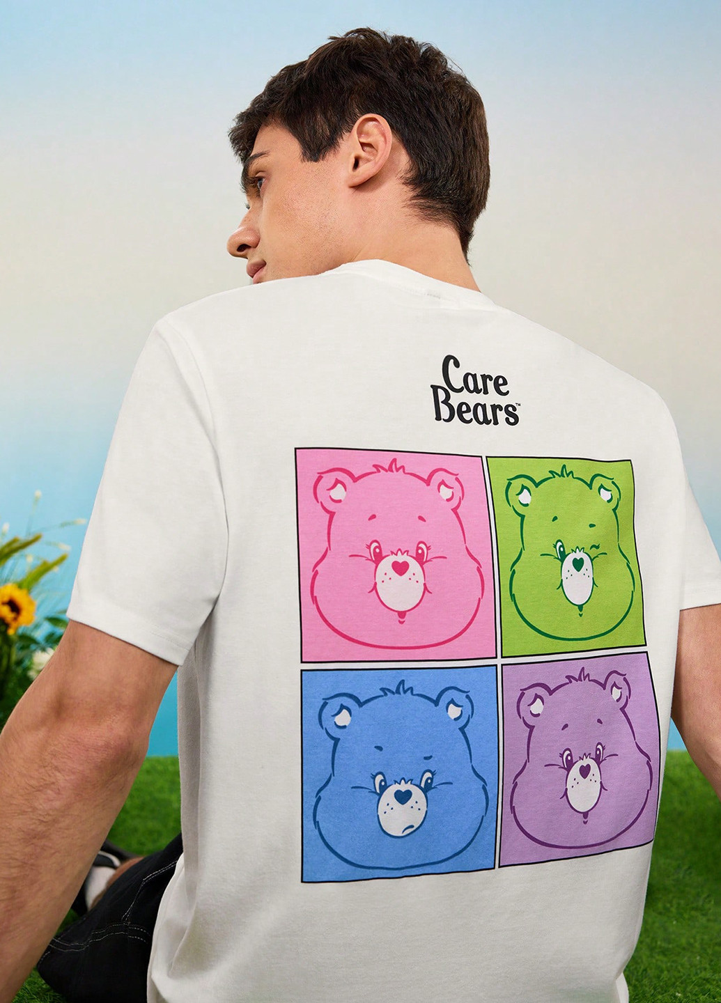 Белая футболка SHEIN