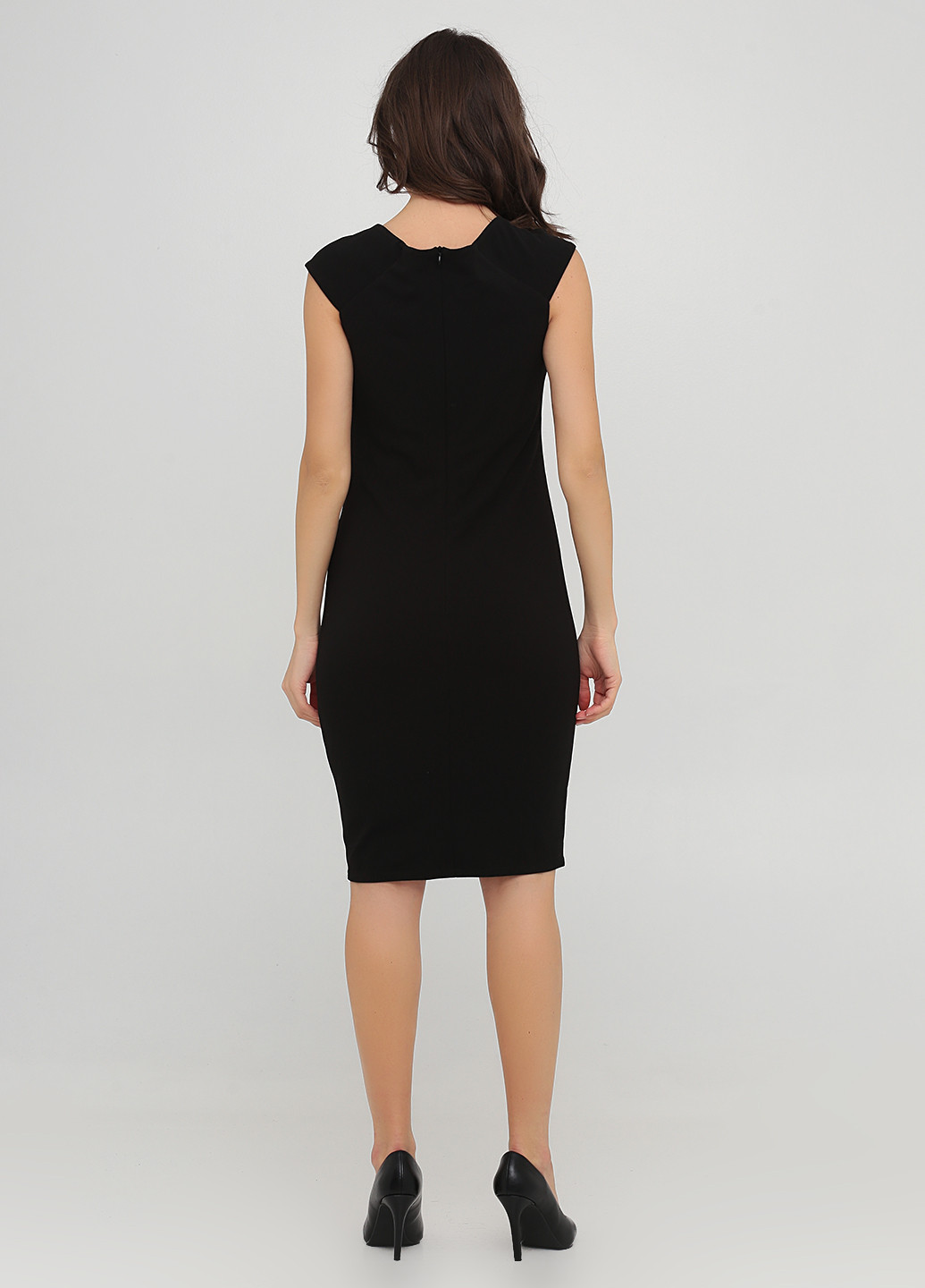 Черное деловое платье однотонное Jessica Wright однотонное