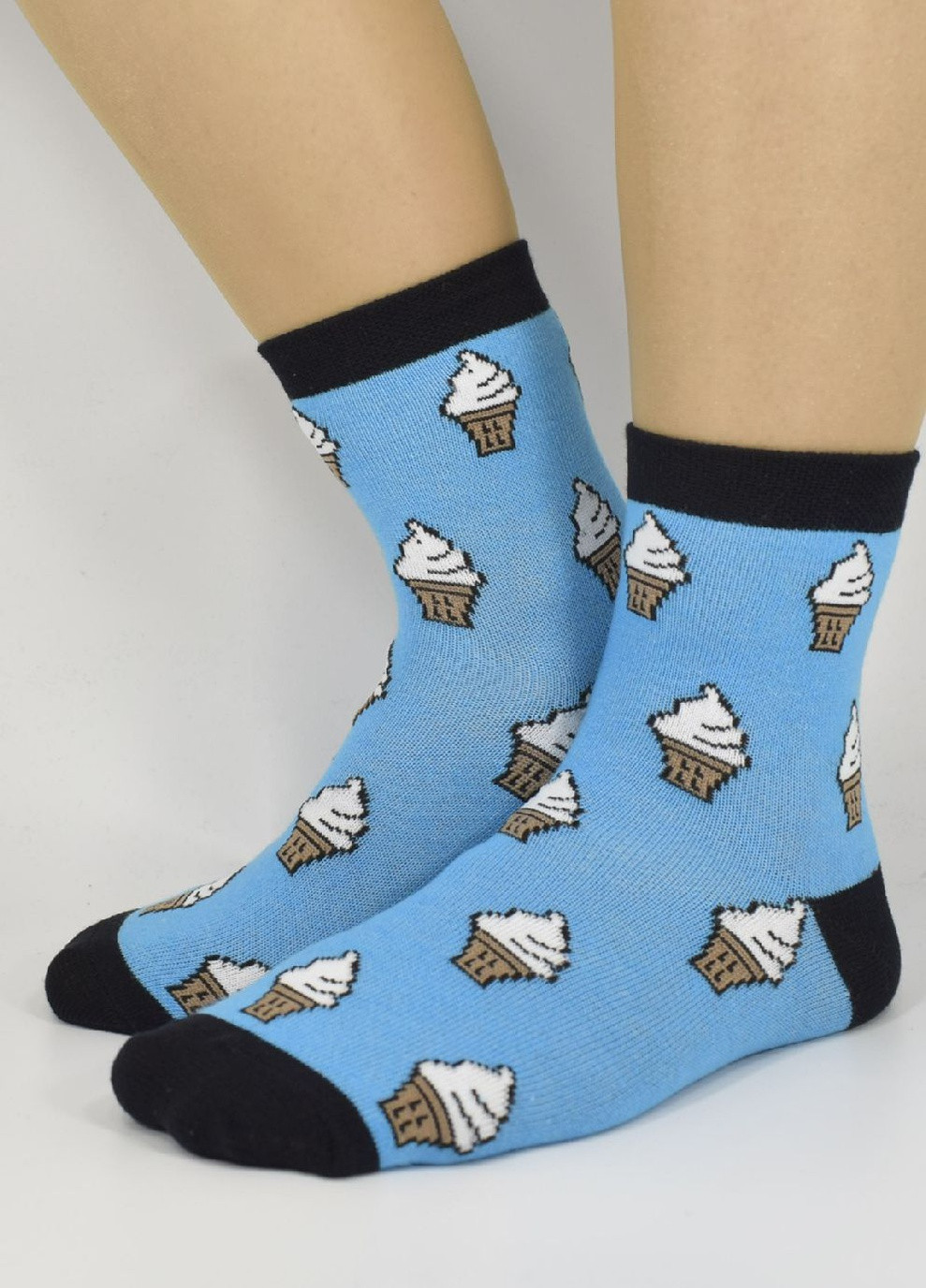 Жіночі шкарпетки Kaprizo абстрактні комбіновані повсякденні
