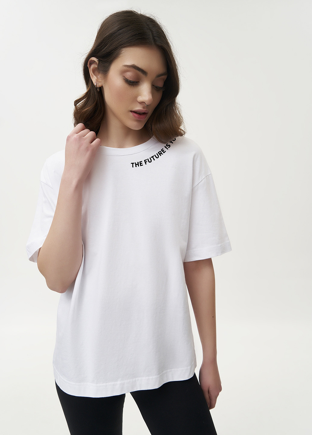 Белая летняя футболка женская оверсайз future KASTA design