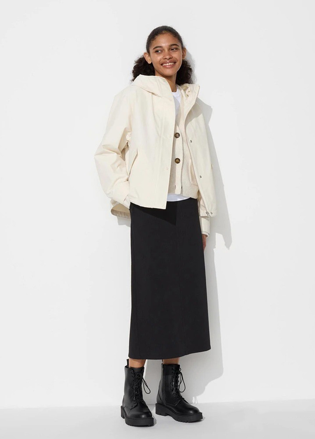 Черная джинсовая однотонная юбка Uniqlo