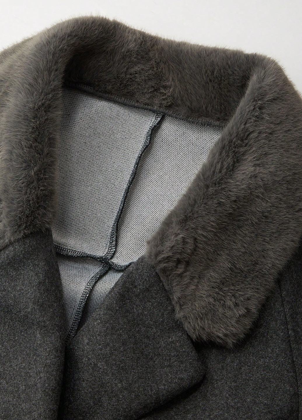 Темно-серое демисезонное Пальто однобортное SHEIN