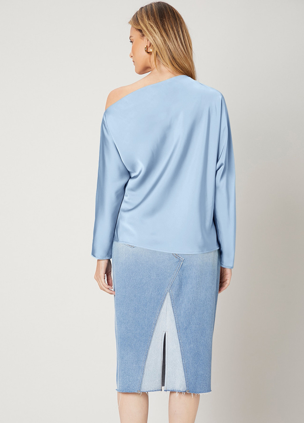 Блакитна блуза SHEIN